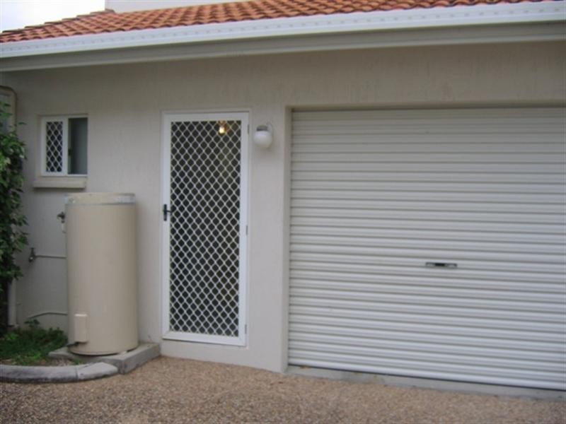 2/5 Mulligan Street, Mundingburra QLD 4812