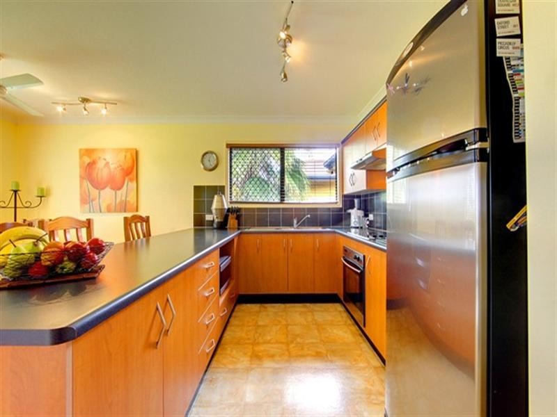 13 Saxby Crescent, Mount Louisa QLD 4814