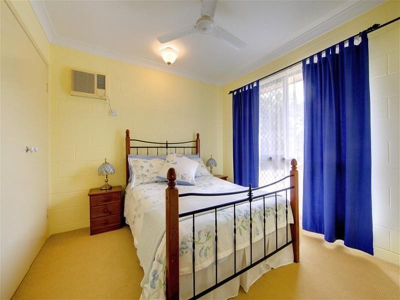 13 Saxby Crescent, Mount Louisa QLD 4814