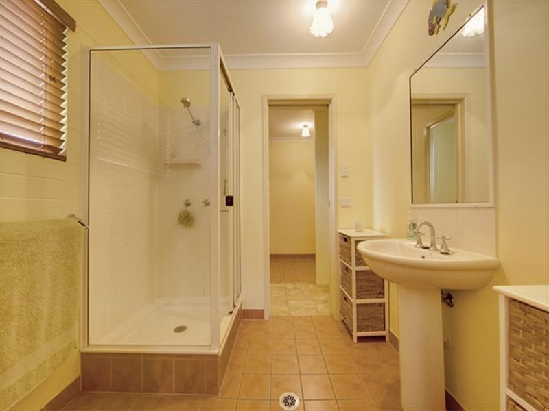 13 Saxby Crescent, Mount Louisa QLD 4814