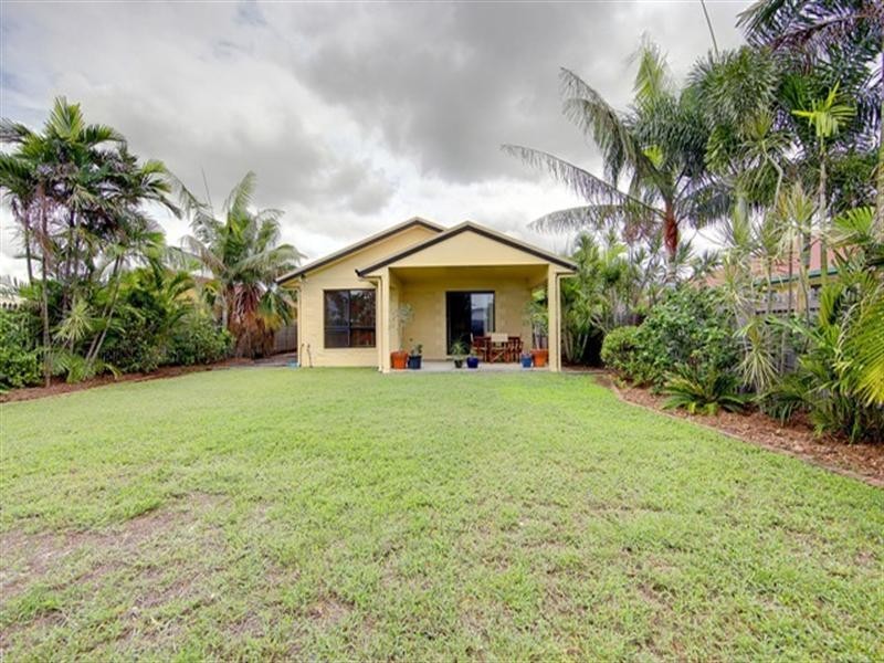 13 Saxby Crescent, Mount Louisa QLD 4814