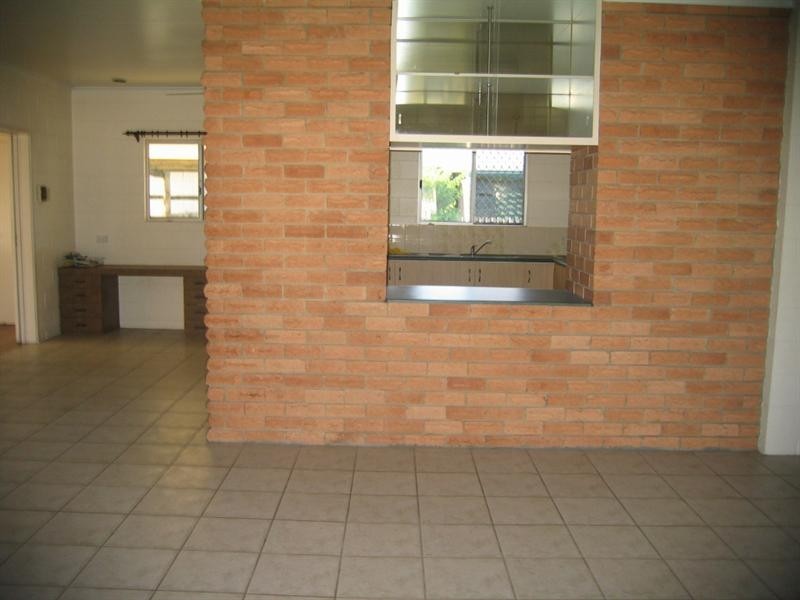 2 Ritusa Street, Rasmussen QLD 4815