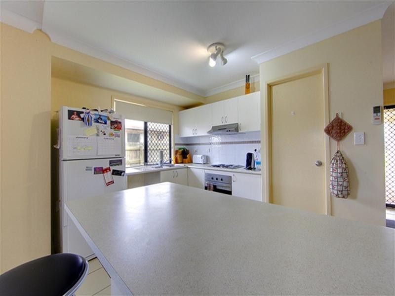 12 Eungella Court, Bushland Beach QLD 4818