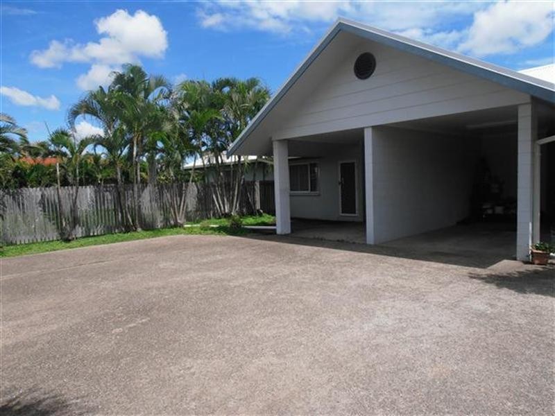 1/23 Dalkeith Crescent, Mount Louisa QLD 4814