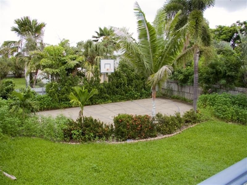 70 Norris Street, Hermit Park QLD 4812