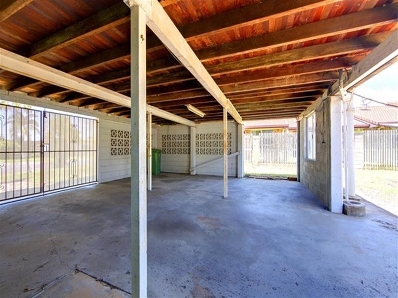 17 Mabin Street, Mundingburra QLD 4812