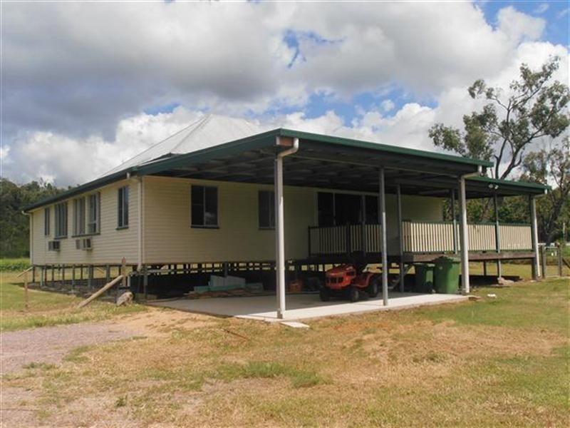 12A Brady Road, Oak Valley QLD 4811