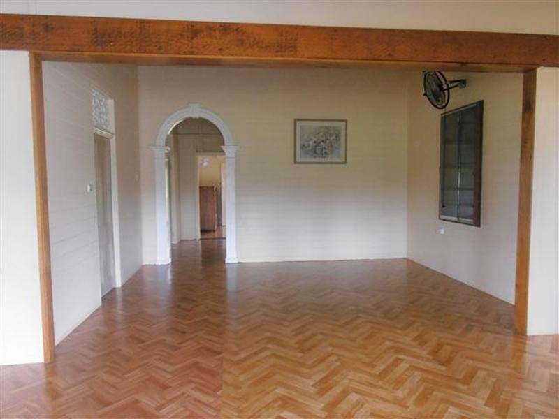 12A Brady Road, Oak Valley QLD 4811