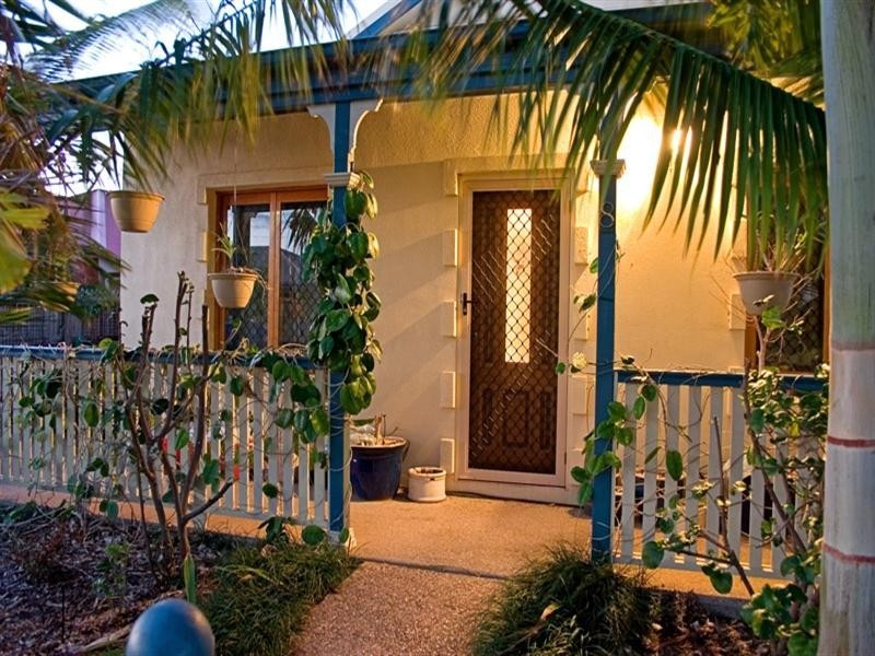 8 Honeyeater Circuit, ‘Riverside Gardens’, Douglas QLD 4814