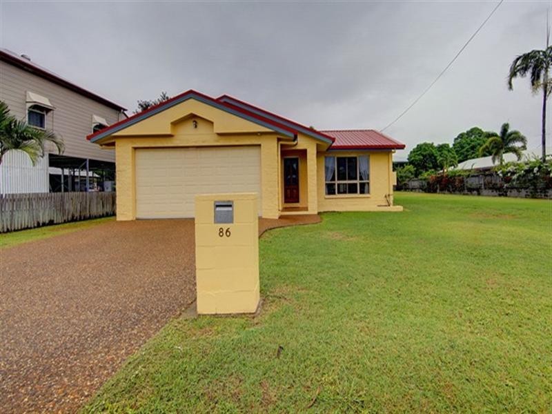 86 Eleventh Avenue, Railway Estate QLD 4810
