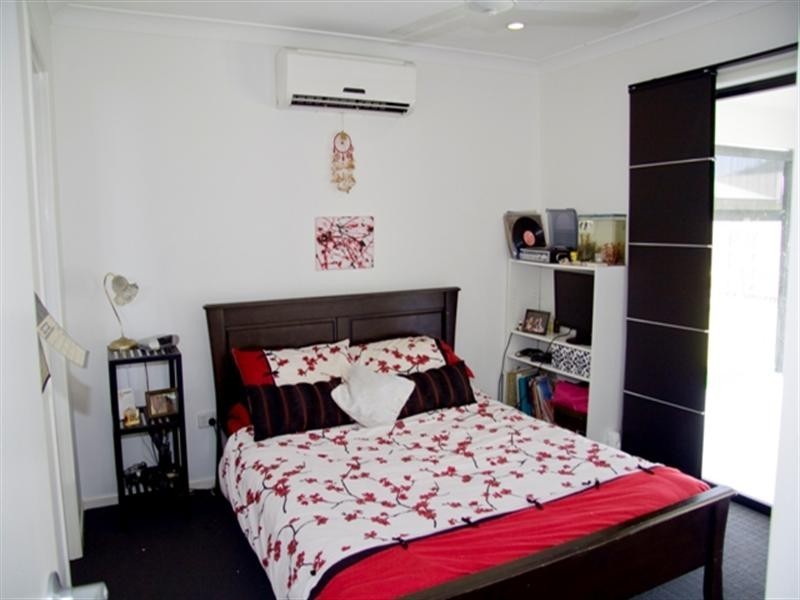 46 Hasty Street, Mount Louisa QLD 4814