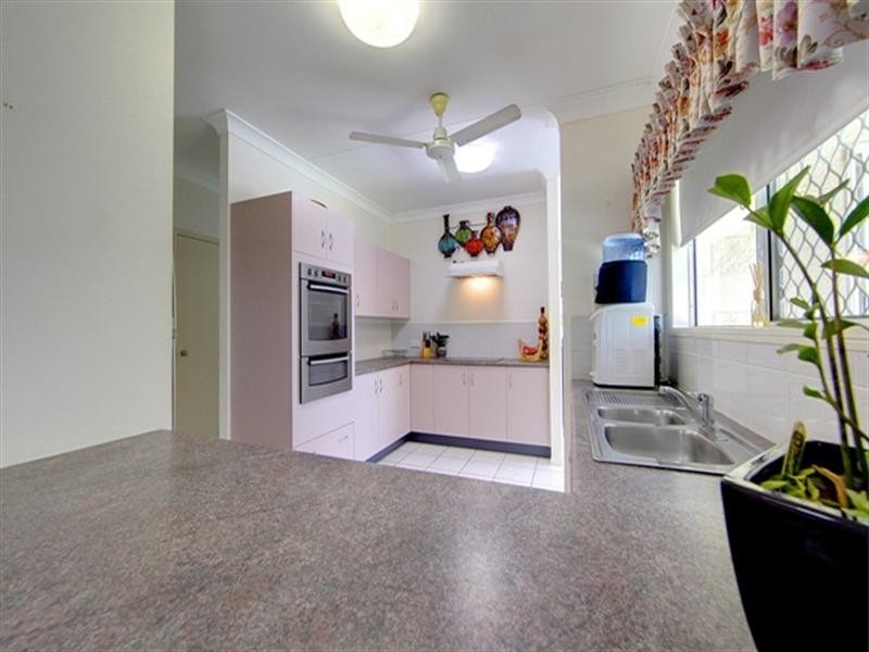 15 Arawa Street, Kelso QLD 4815