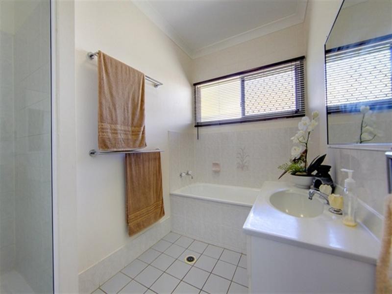 15 Arawa Street, Kelso QLD 4815