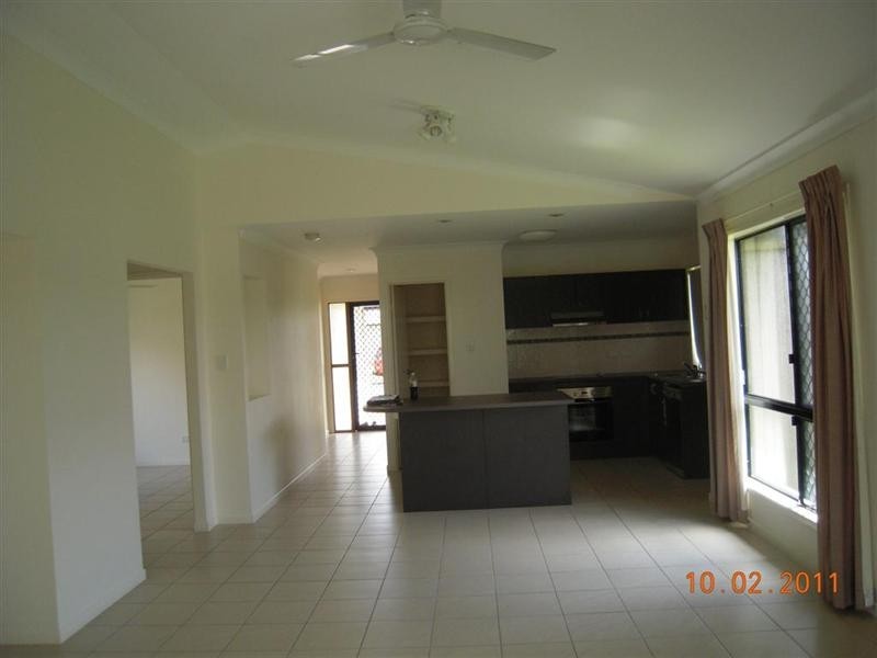 4 Panama Court, Burdell QLD 4818