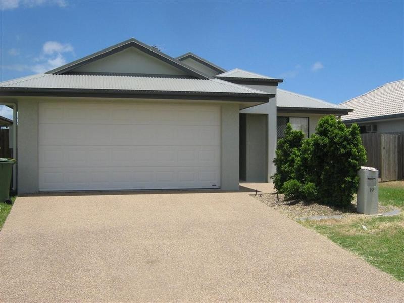 19 Cedarbrook Terrace, Idalia QLD 4811