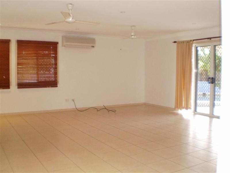 2 Moreton Ash Drive, ‘Riverside Gardens’, Douglas QLD 4814