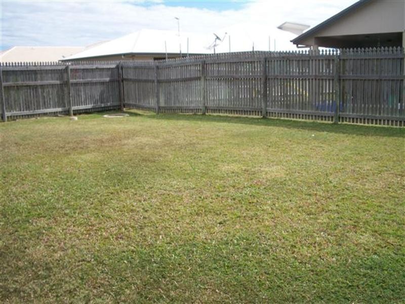 45 Elphinstone Avenue, Kirwan QLD 4817