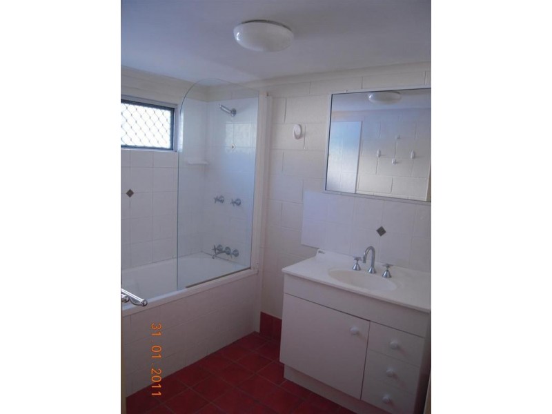 2/10 Paxton Street, North Ward QLD 4810