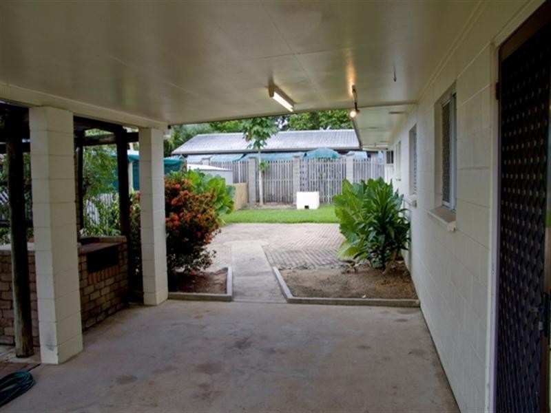 39 Illuta Street, Rasmussen QLD 4815