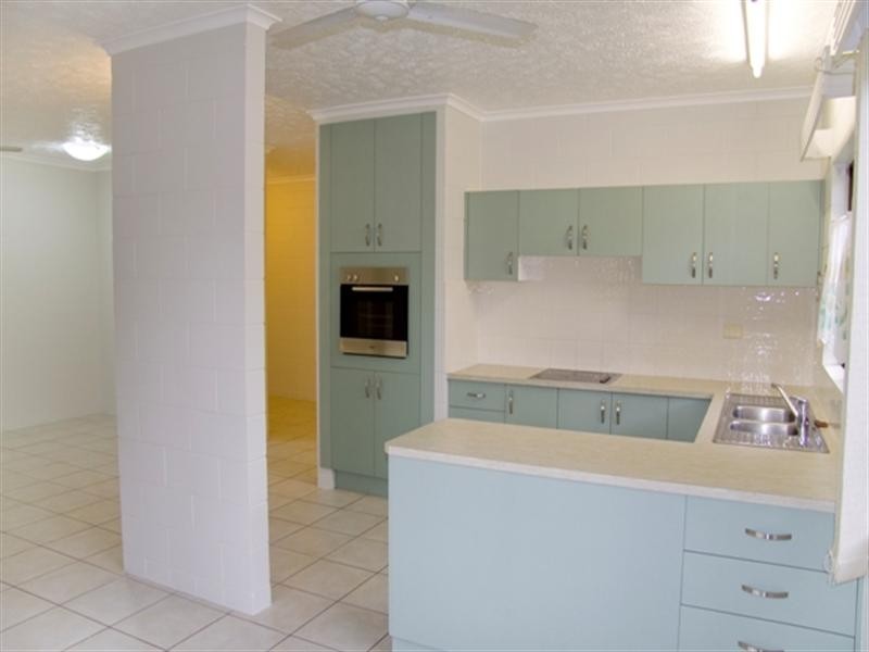 60 Illuta Street, Rasmussen QLD 4815