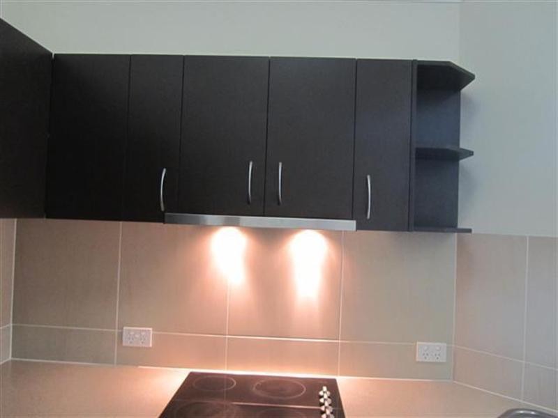 8 Browning Street, Mount Louisa QLD 4814