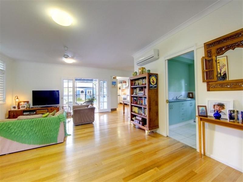22A Sixth Street, South Townsville QLD 4810