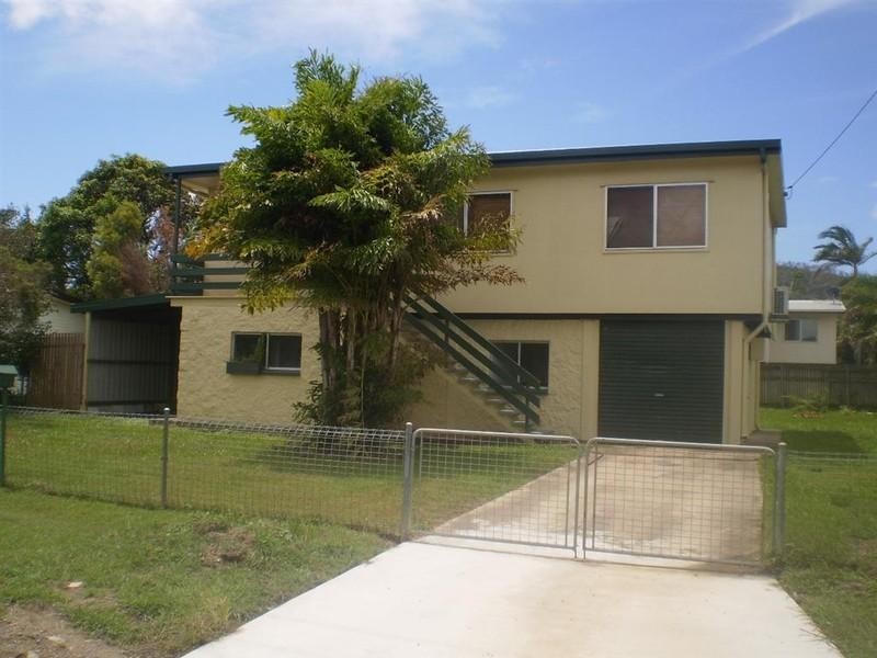 10 Hart Street, Kirwan QLD 4817