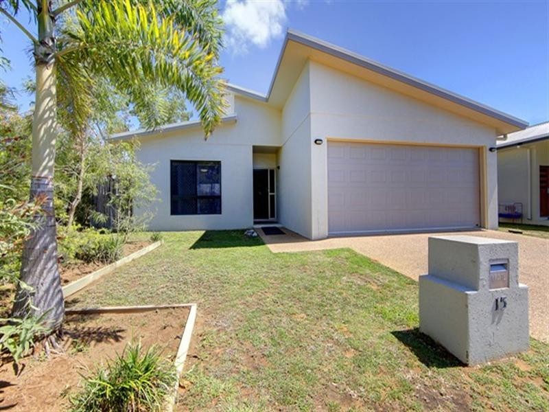 15 Eungella Court, Bushland Beach QLD 4818