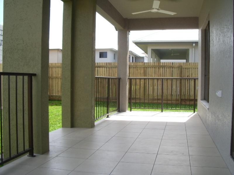 9 St Kilda Row, Douglas QLD 4814