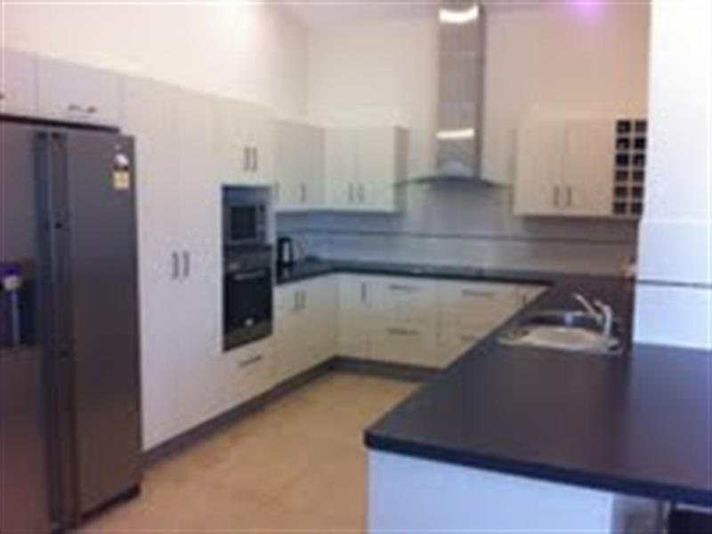 5 Rangeleigh Court, Mount Louisa QLD 4814