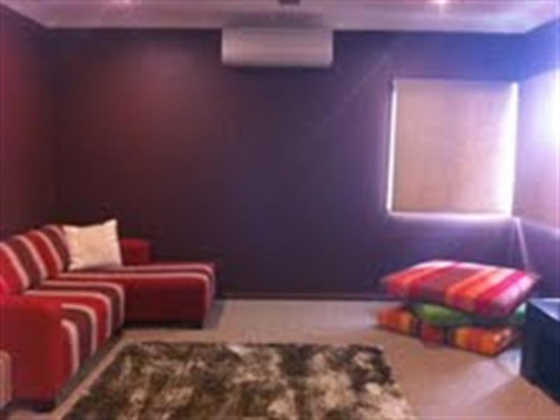 5 Rangeleigh Court, Mount Louisa QLD 4814