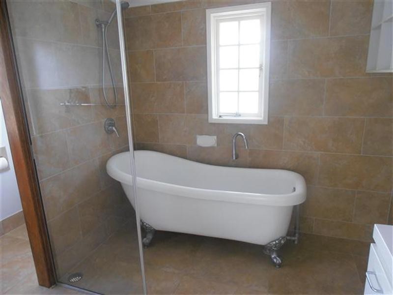 96 Ninth Avenue, Railway Estate QLD 4810