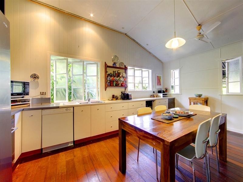 16 Sheehan Street, Belgian Gardens QLD 4810