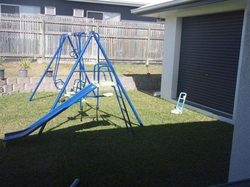 2 San Antonio Court, Mount Louisa QLD 4814