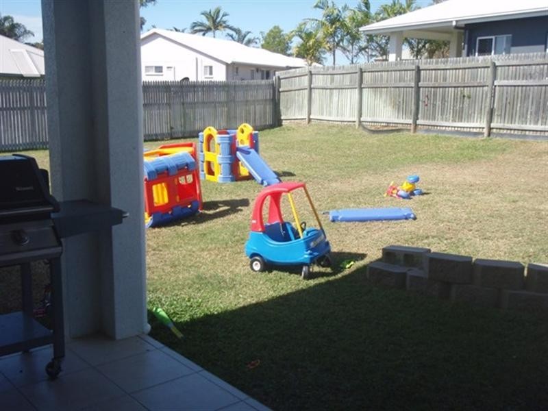 2 San Antonio Court, Mount Louisa QLD 4814