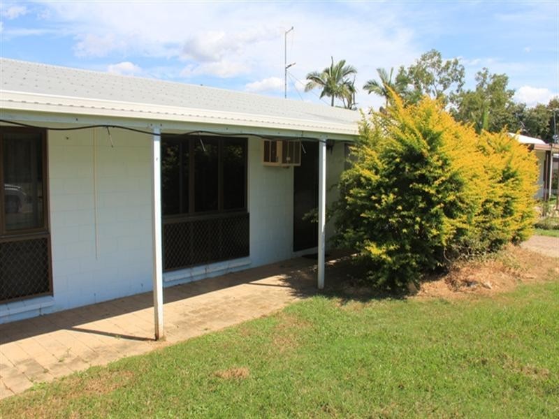 14 Tait Street, Kelso QLD 4815