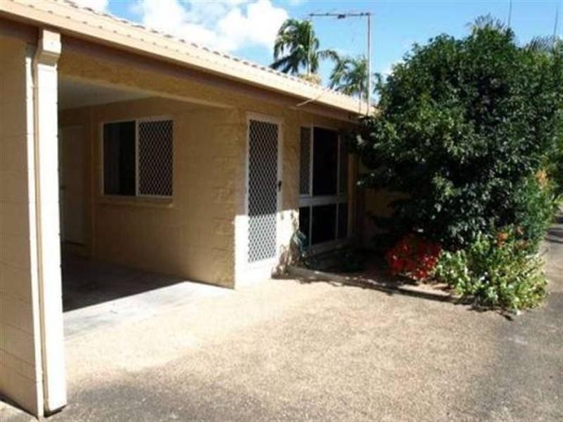 3/12 Sooning Street, Hermit Park QLD 4812