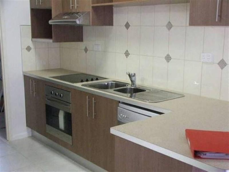 3/12 Sooning Street, Hermit Park QLD 4812