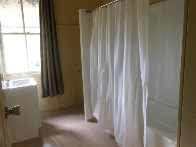 2/26 McKinley, North Ward QLD 4810