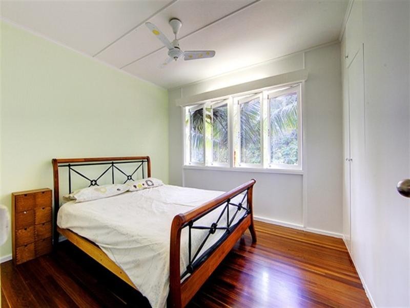 12 Buck Street, Mysterton QLD 4812