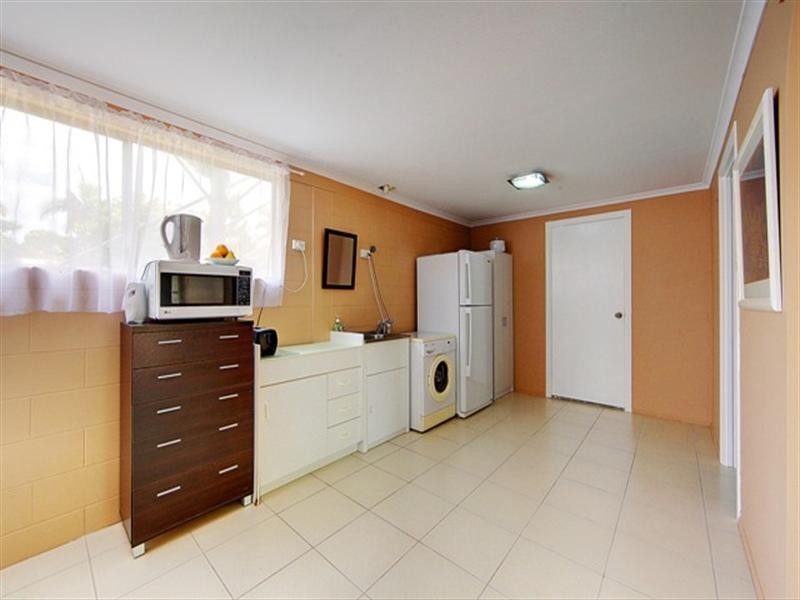 12 Buck Street, Mysterton QLD 4812