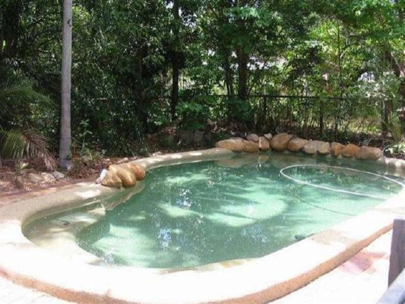 50 Hughes Street, Hermit Park QLD 4812