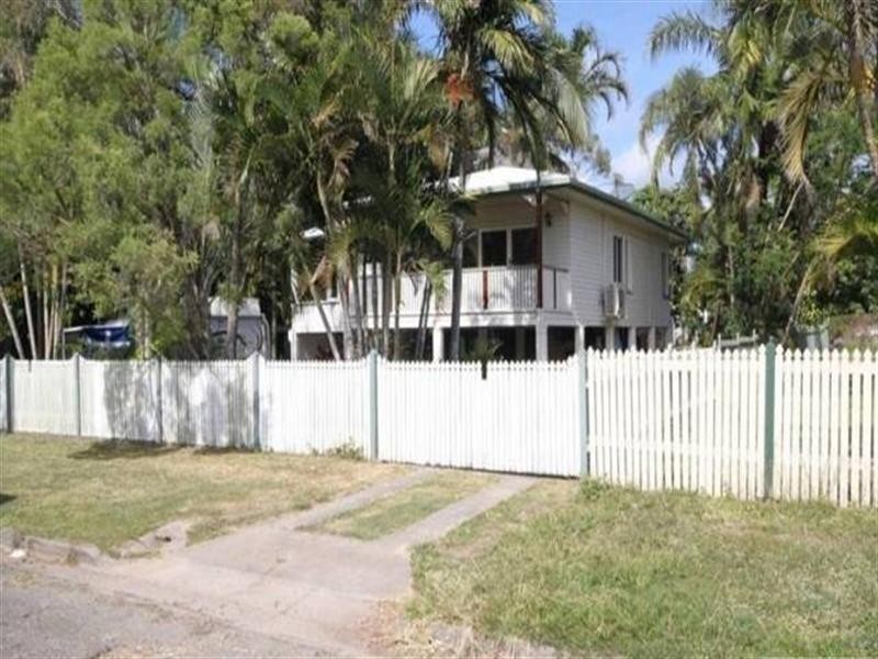 50 Hughes Street, Hermit Park QLD 4812