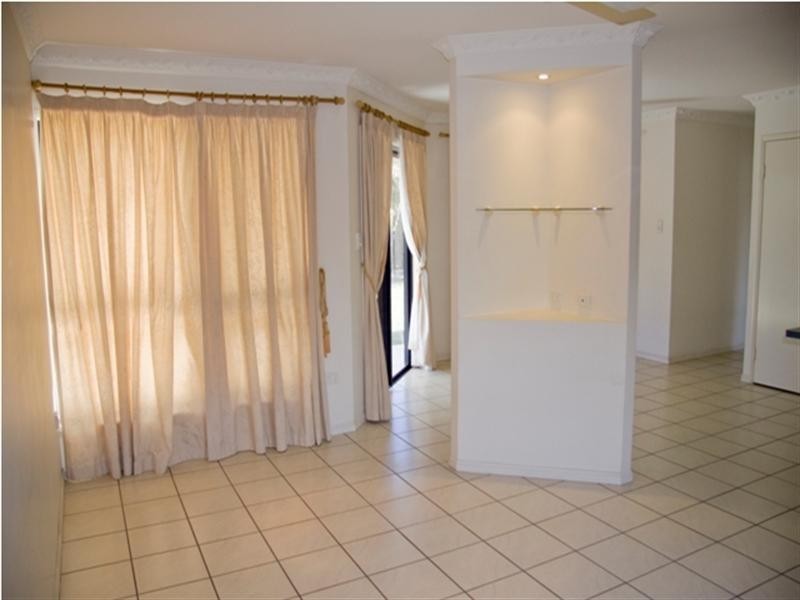 7 Black Braes Court, Mount Louisa QLD 4814