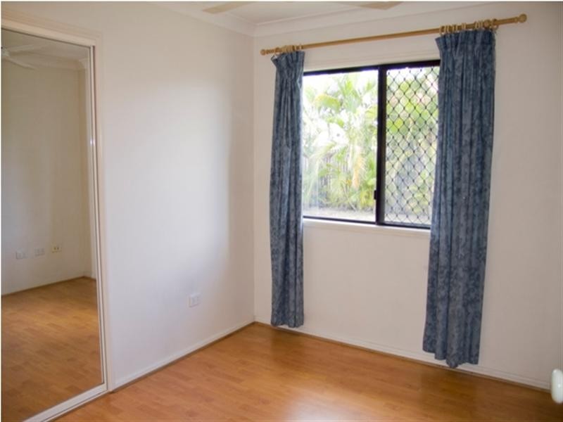 7 Black Braes Court, Mount Louisa QLD 4814