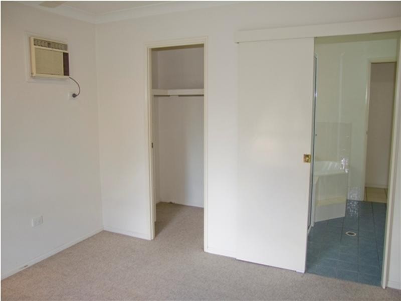 7 Black Braes Court, Mount Louisa QLD 4814