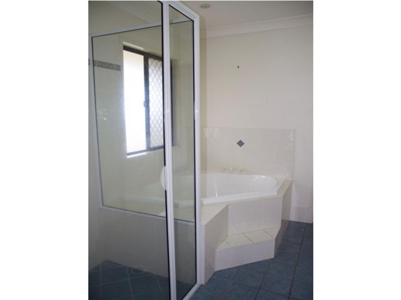 7 Black Braes Court, Mount Louisa QLD 4814