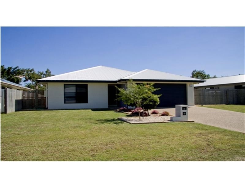 11 Thornbill Close, Kelso QLD 4815