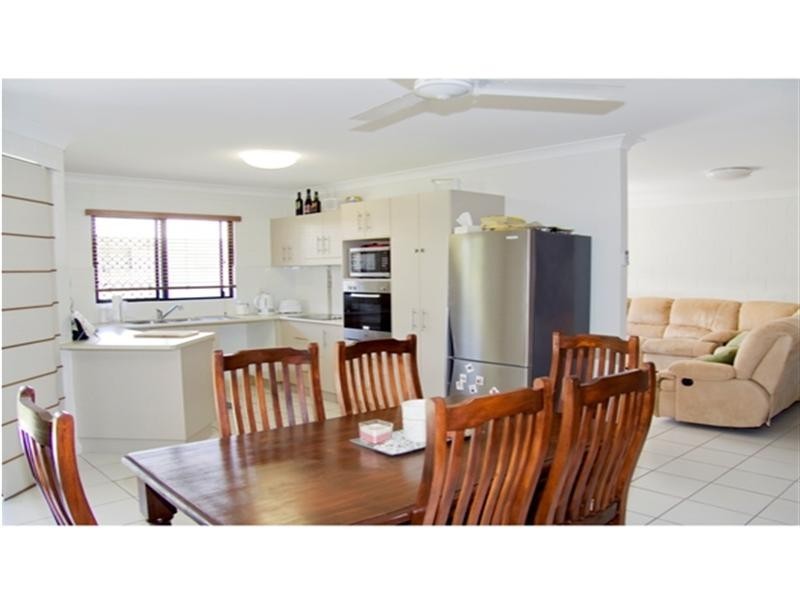 11 Thornbill Close, Kelso QLD 4815