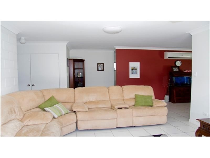 11 Thornbill Close, Kelso QLD 4815